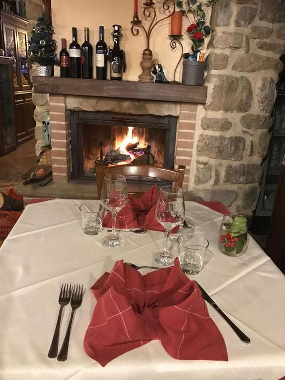 Osteria Belvedere San Leo Exterior photo
